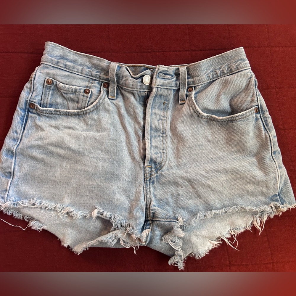 Levi’d 501 denim cutoffs